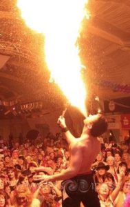 Feuer schlucken und Pyroshows vom Feuerkünstler in Bruchsal